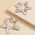 Retro outline five-pointed star simple earrings, personality exaggerated star-shaped hollow earrings